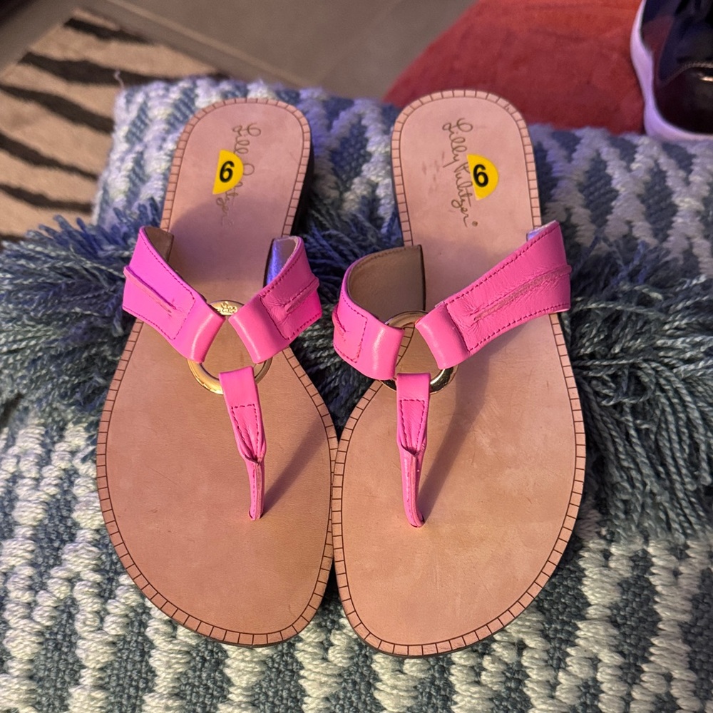 Lilly Pulitzer Pink Sandals with Vibrant T-Strap